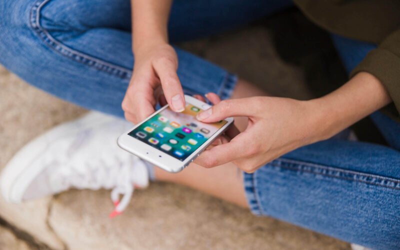 Apple Watch vs Galaxy Watch vs Garmin: Which Is Best for You?